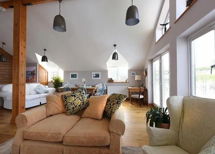 Tranquil Cornish Retreat Close To Port Isaac Beaches And Moor